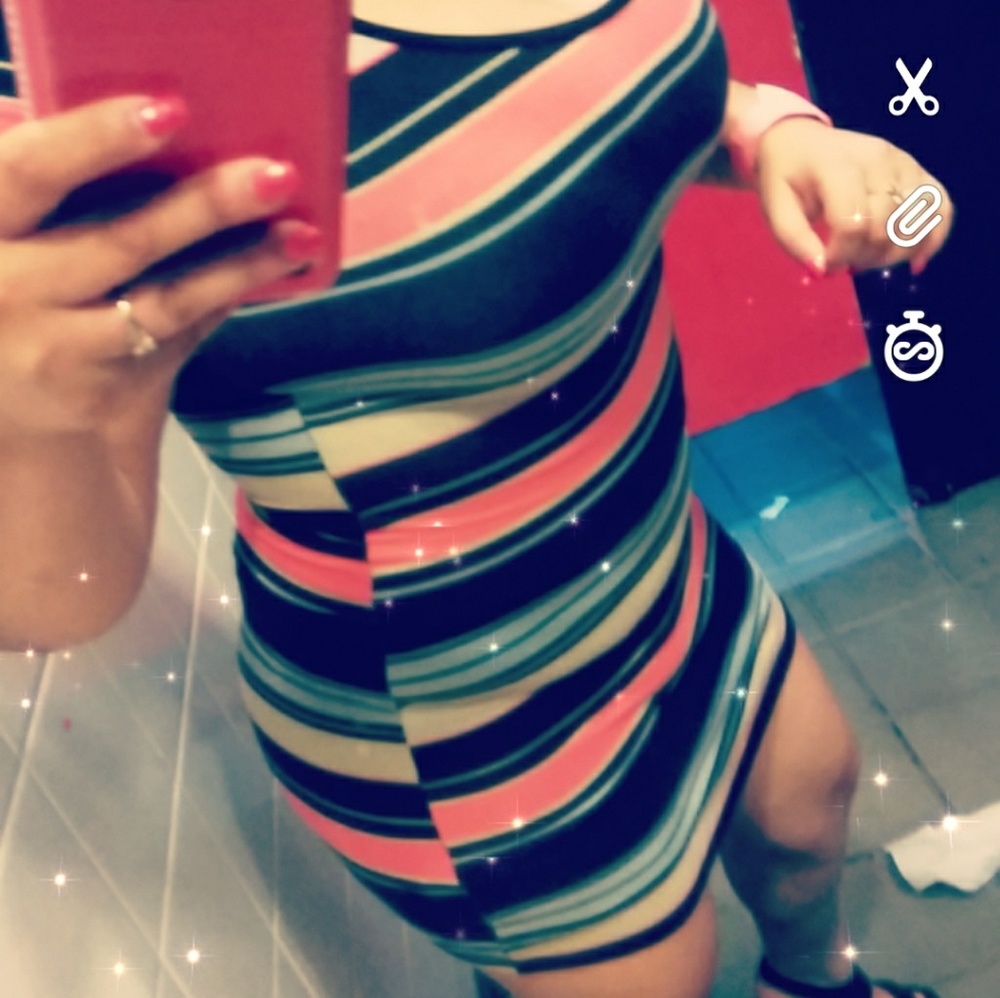 Dereck mini dress. Size S